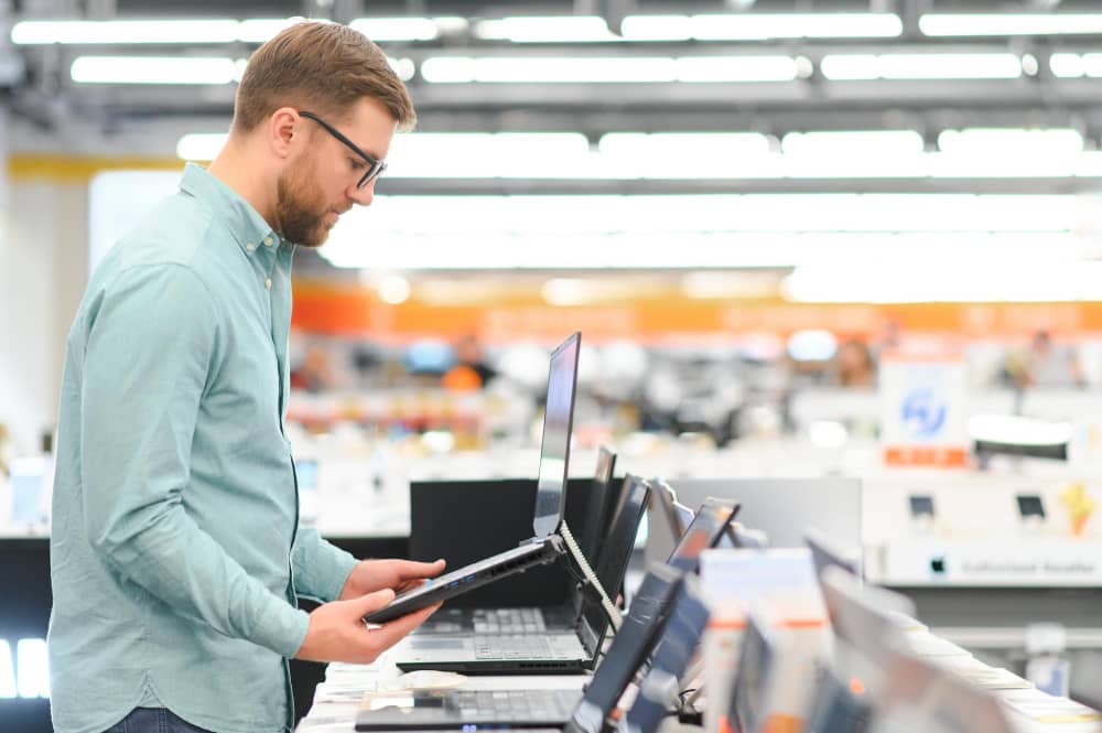 Czy można kupić dobry laptop poleasingowy do 1000 zł?